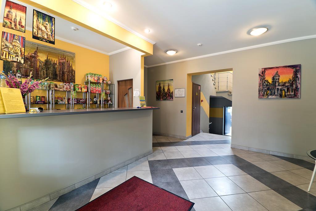 Happy Hotel Riga Exterior photo
